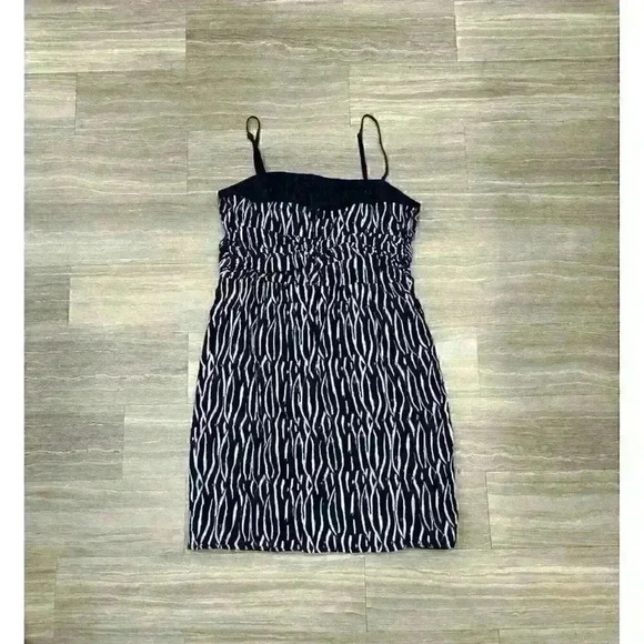 Versatile Blue & White Ruched Dress from Ann Taylor Loft - Size 14 - Picture 6 of 8